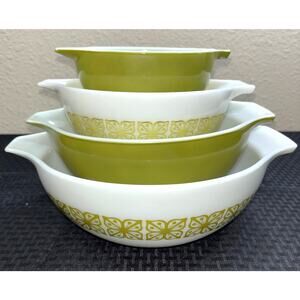 Pyrex Verde Cinderella Full Set of Four Bowls